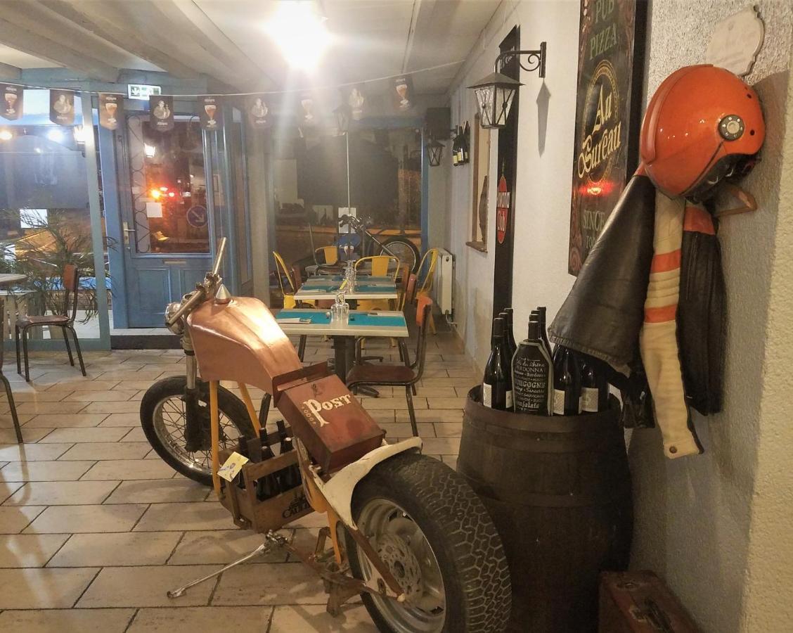 Ménigoute L'Auberge Des Voyageurs מראה חיצוני תמונה
